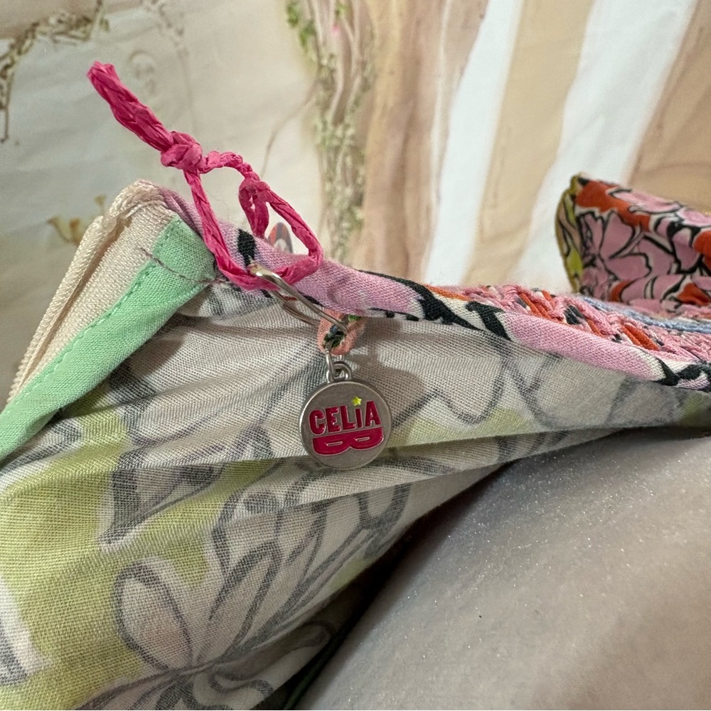 NEW CELIA B FLORAL DUSTEEN DRESS - Picture 12 of 13